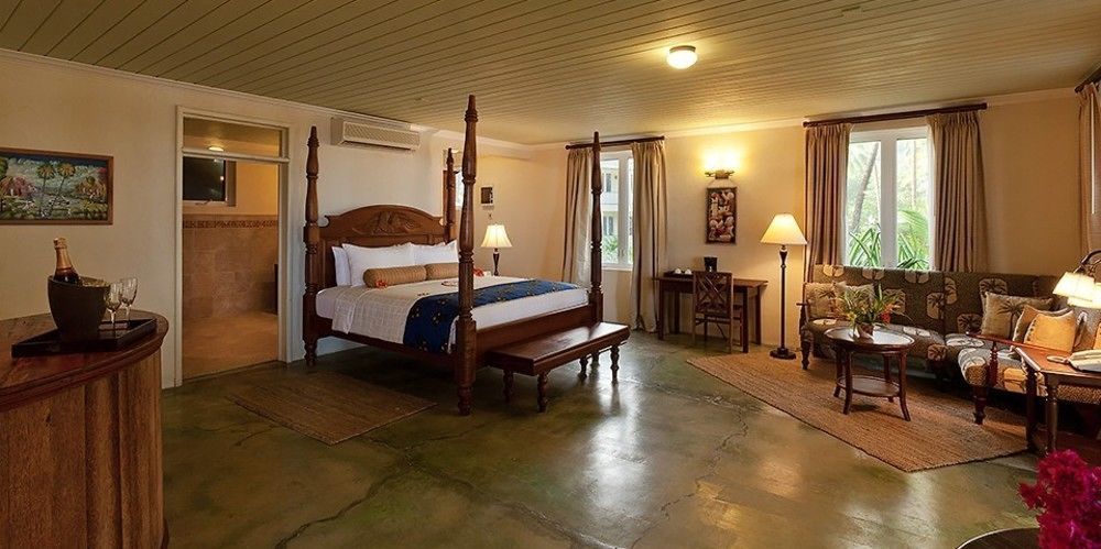 Rosalie Bay Resort Exterior photo