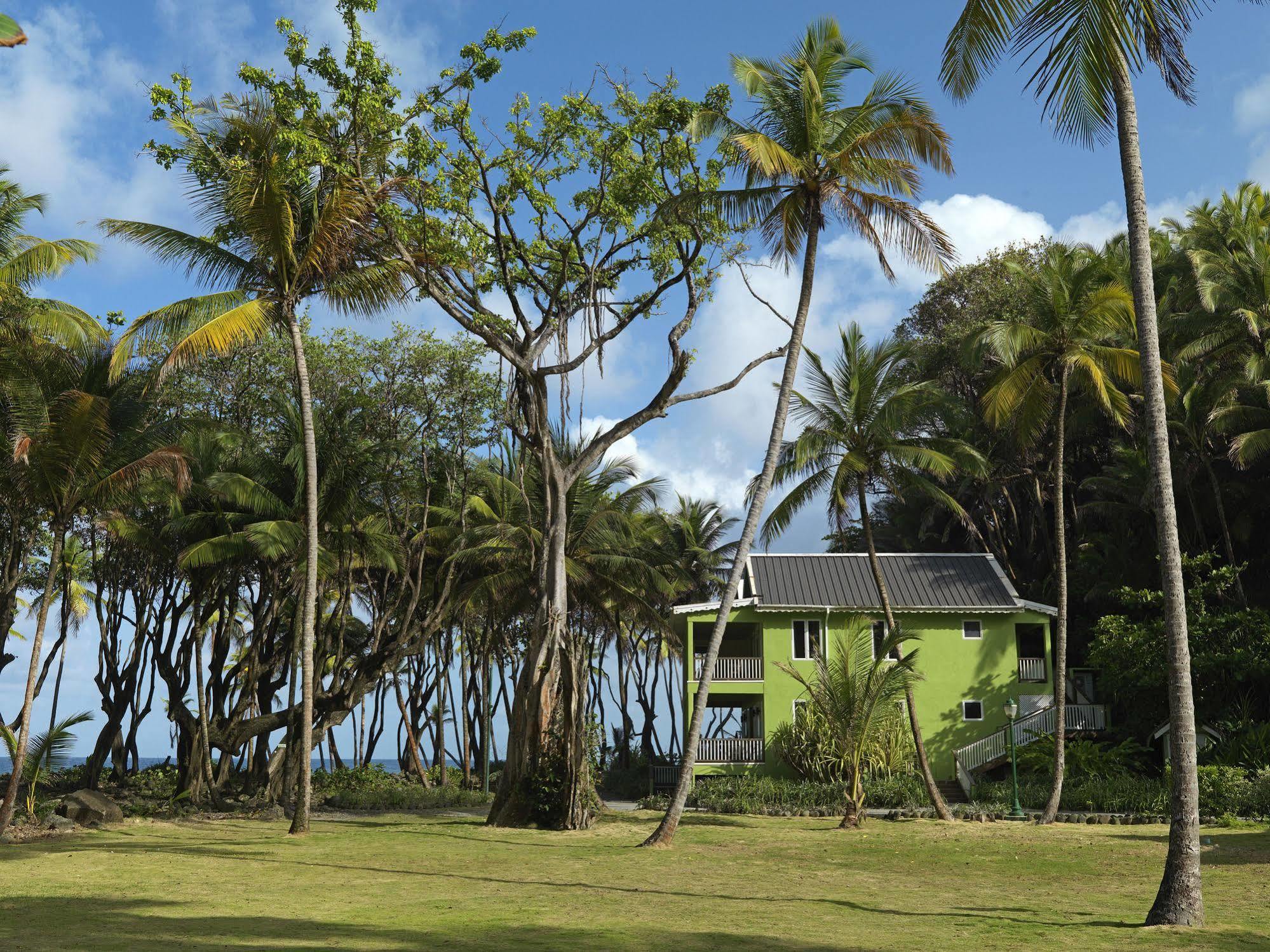 Rosalie Bay Resort Exterior photo
