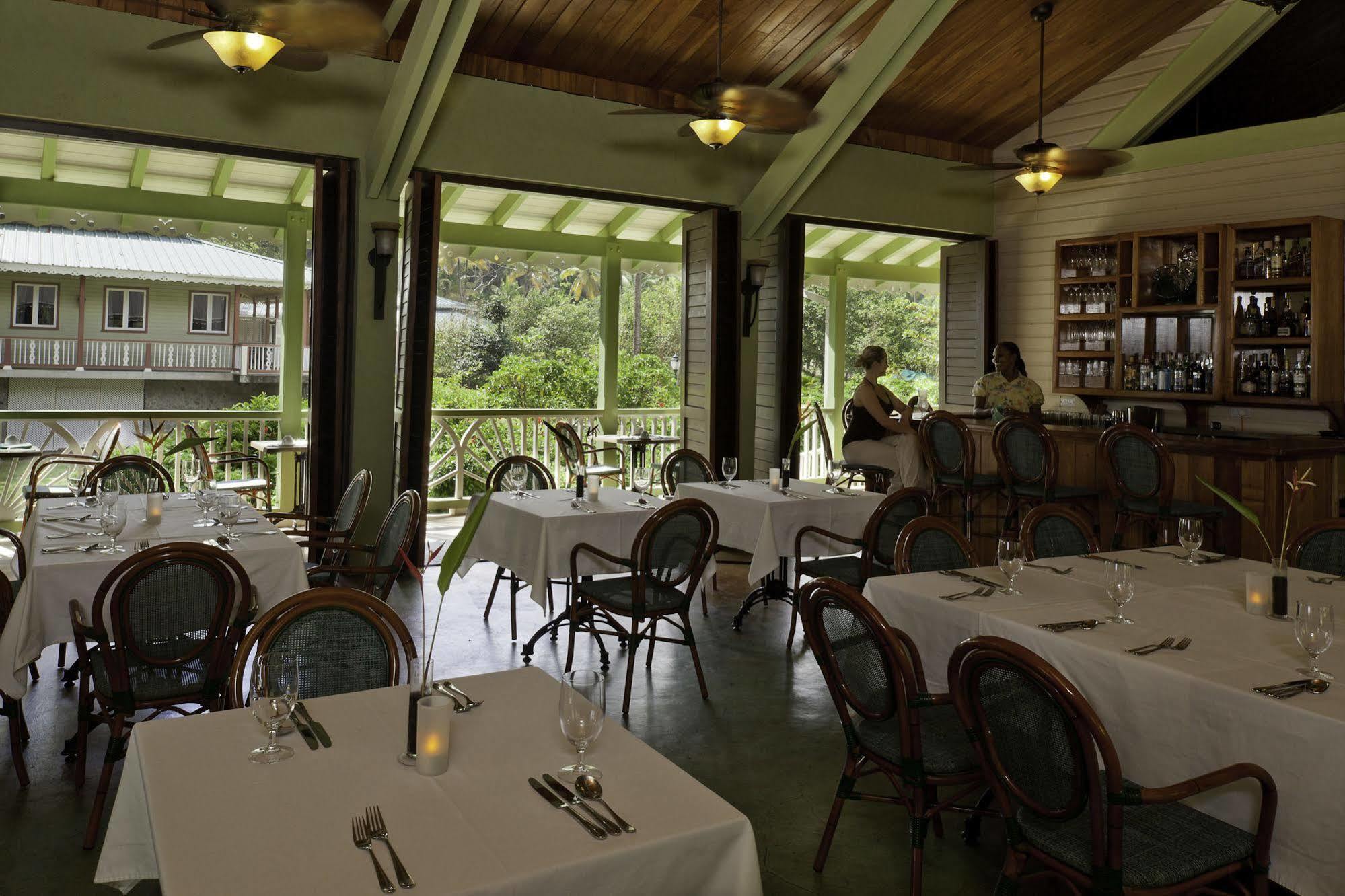 Rosalie Bay Resort Exterior photo